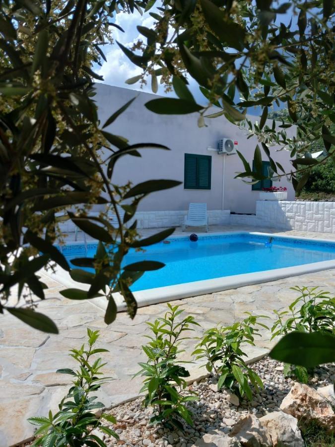 Holiday House M&A&K With Swimming Pool Kastel Stafilic Exterior photo